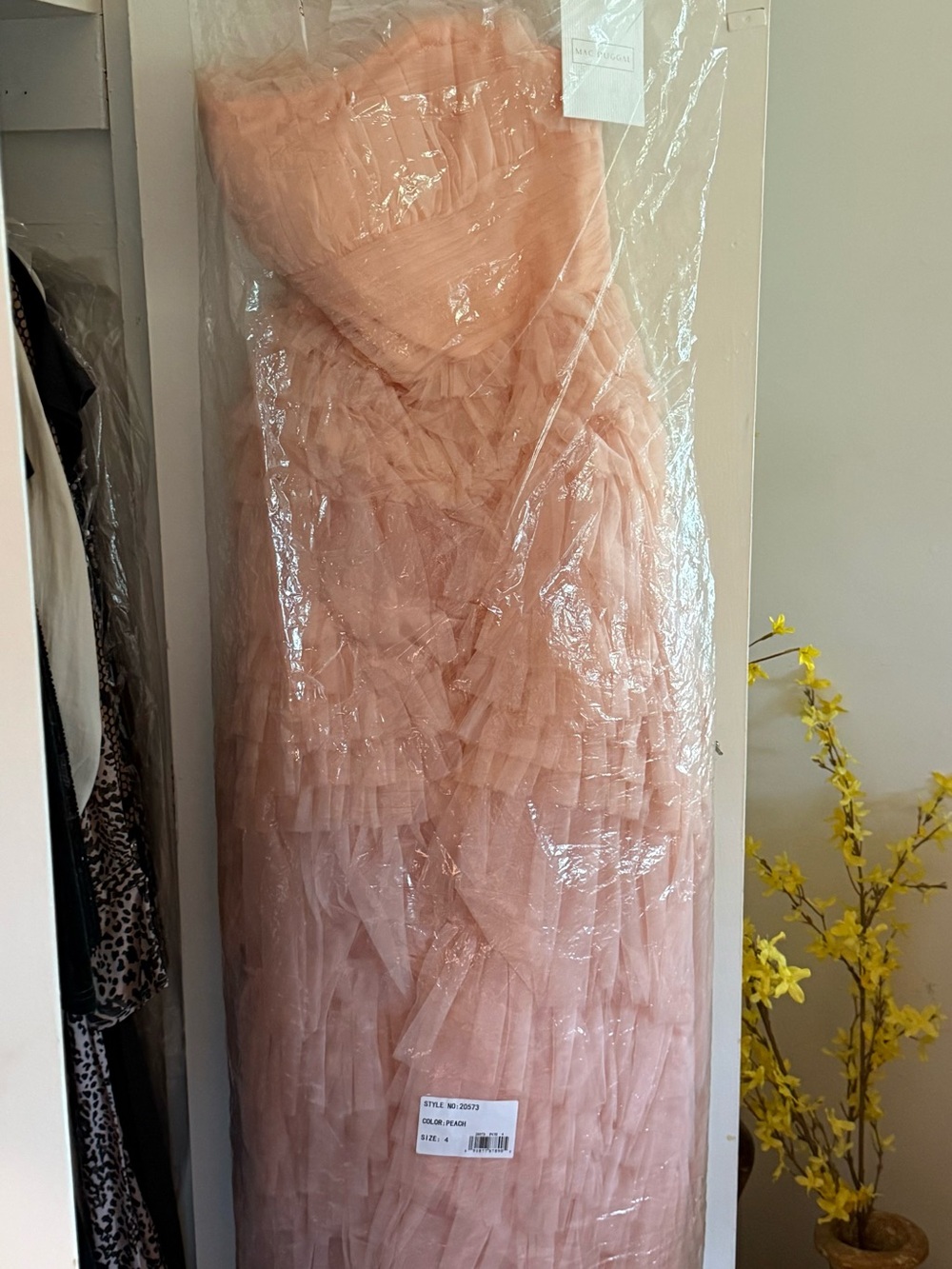 Mac Duggal Strapless Layered Tulle Gown in Blush NWT - Picture 7 of 13